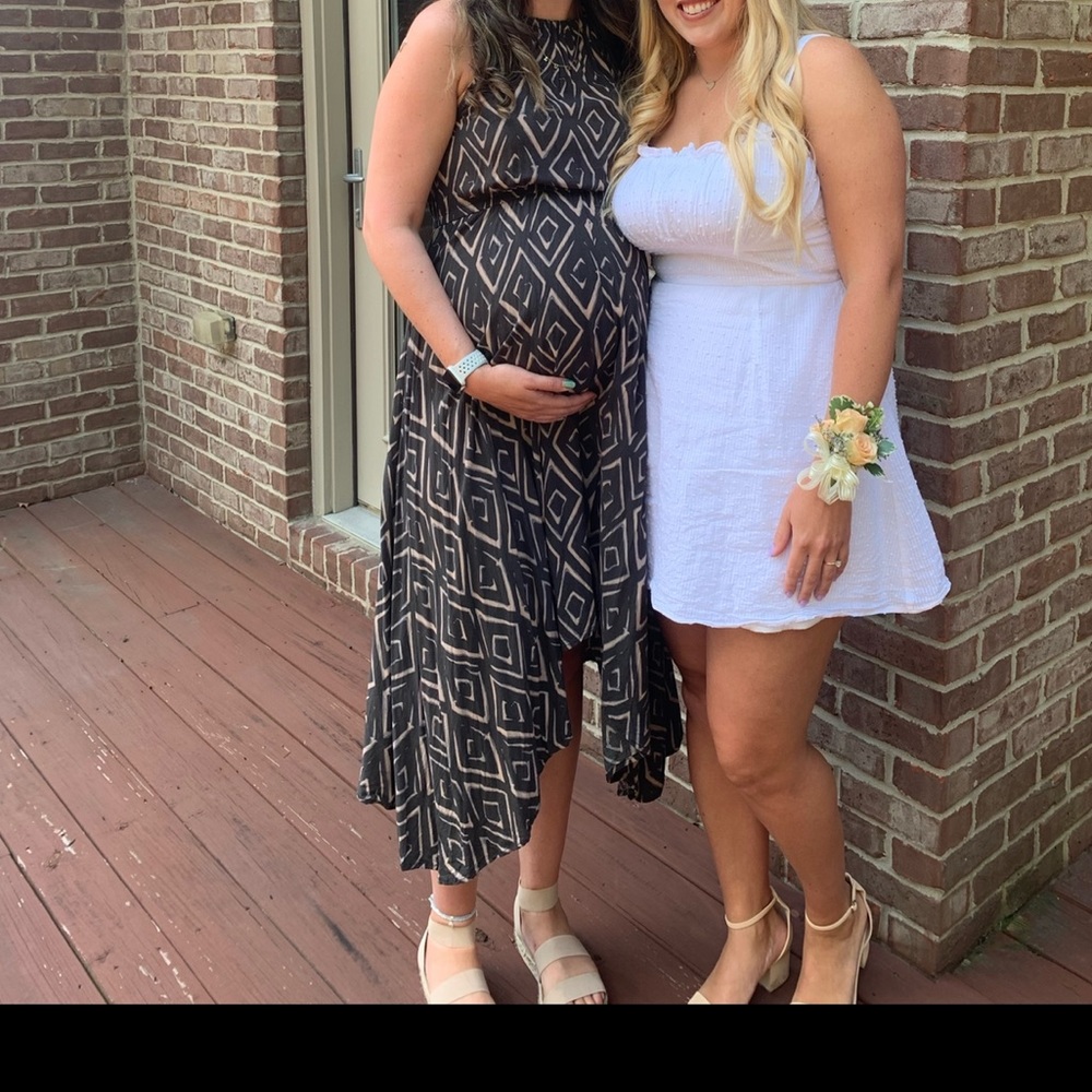 High- low maternity dress.